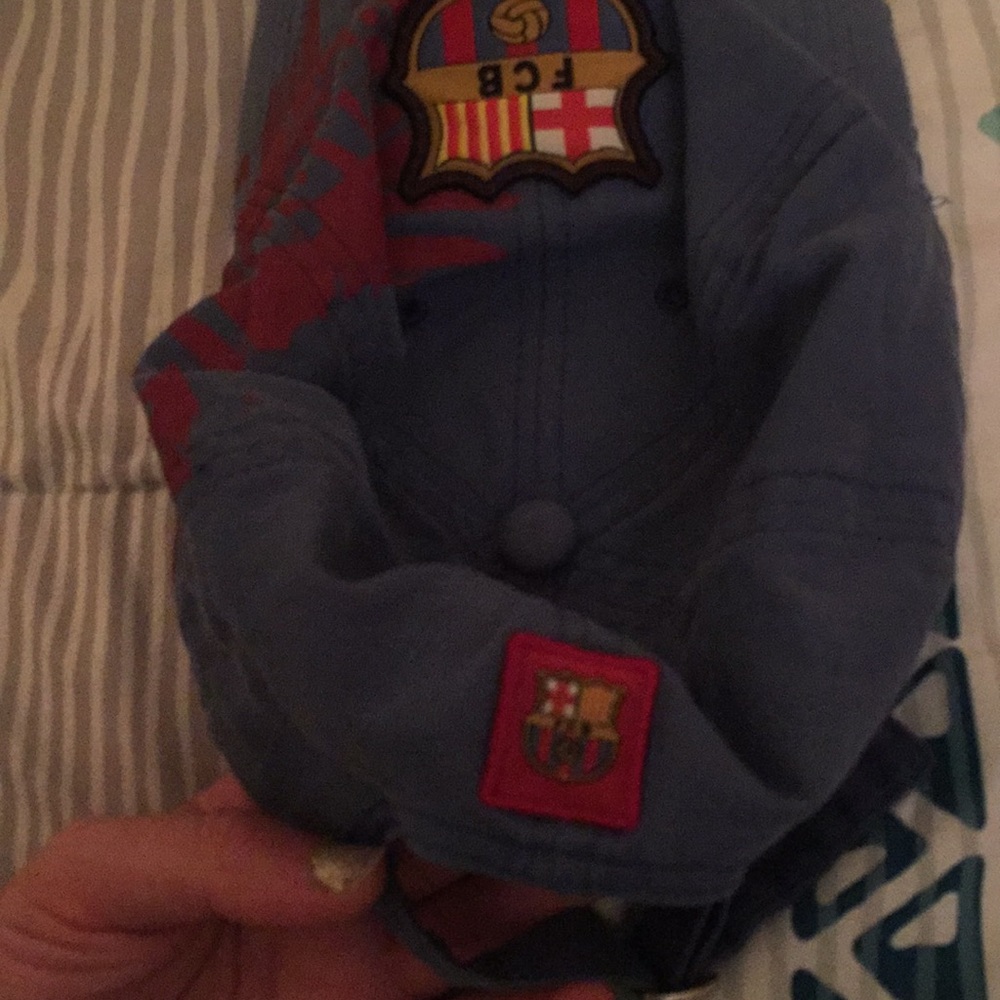 Hat - Picture 3 of 3